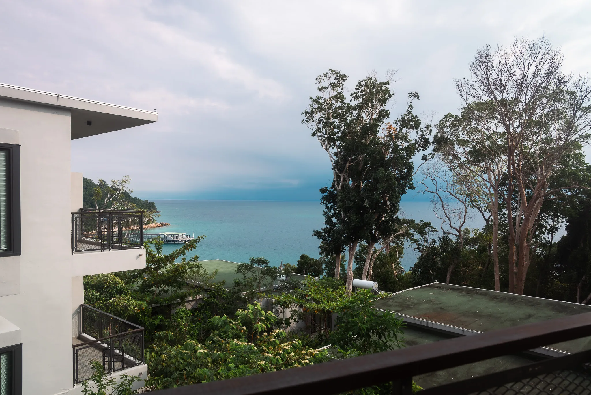 Balcony view of the ocean and Perhentian Kecil.